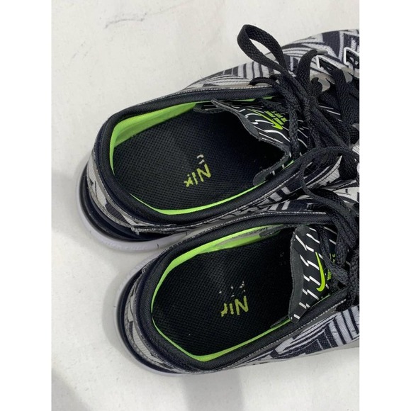 Nike Free 5.0 TR Running Trainers Shoes Black/White Pattern Women’s Size 6.5 - Picture 7 of 8